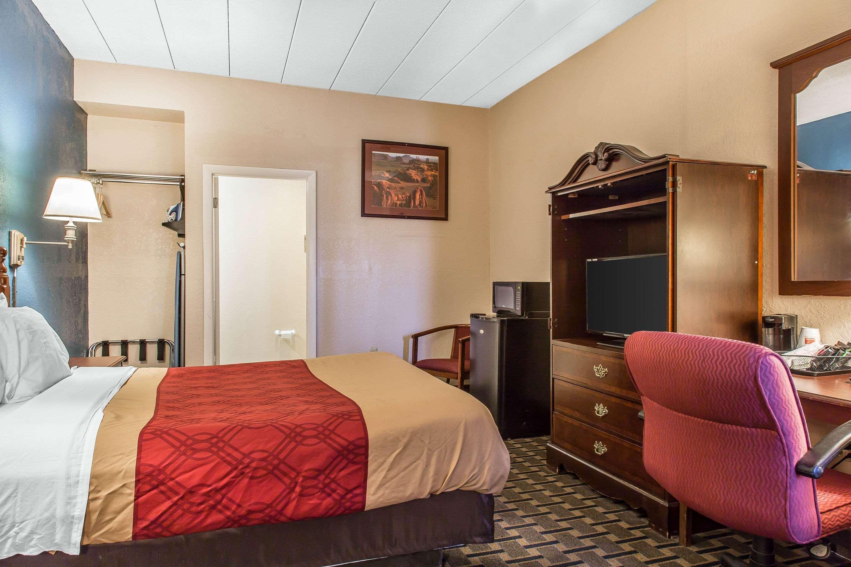 Econo Lodge Cranston - Providence Luaran gambar
